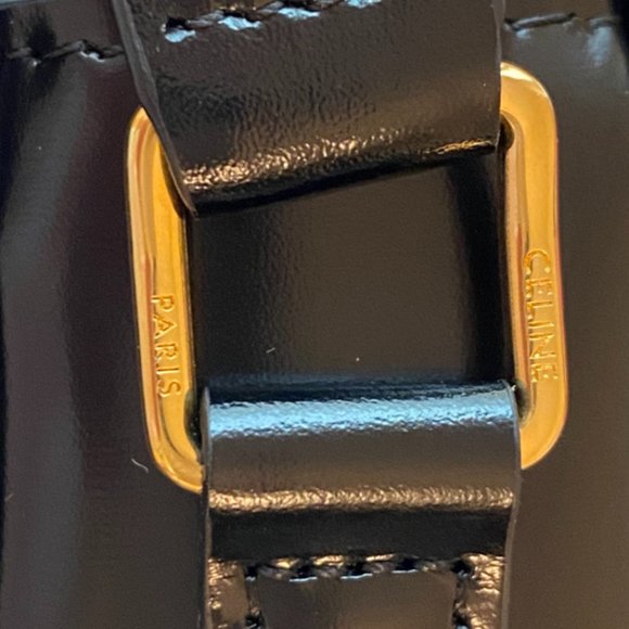 Brand New Celine Triomphe Teen Bag in Shiny Black Calfskin Leather - Picture 4 of 16